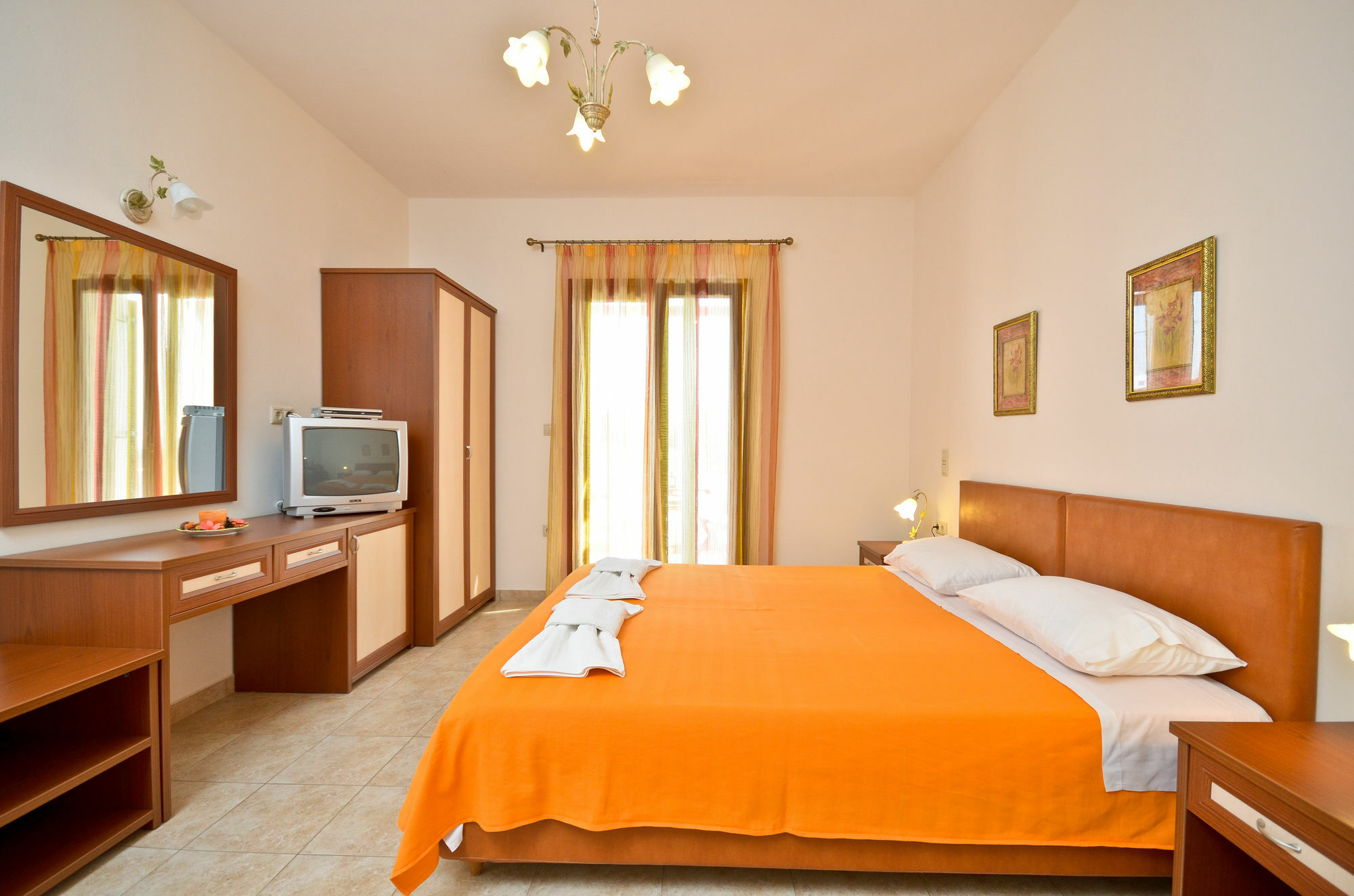 Anthi Studios Agia Anna  外观 照片