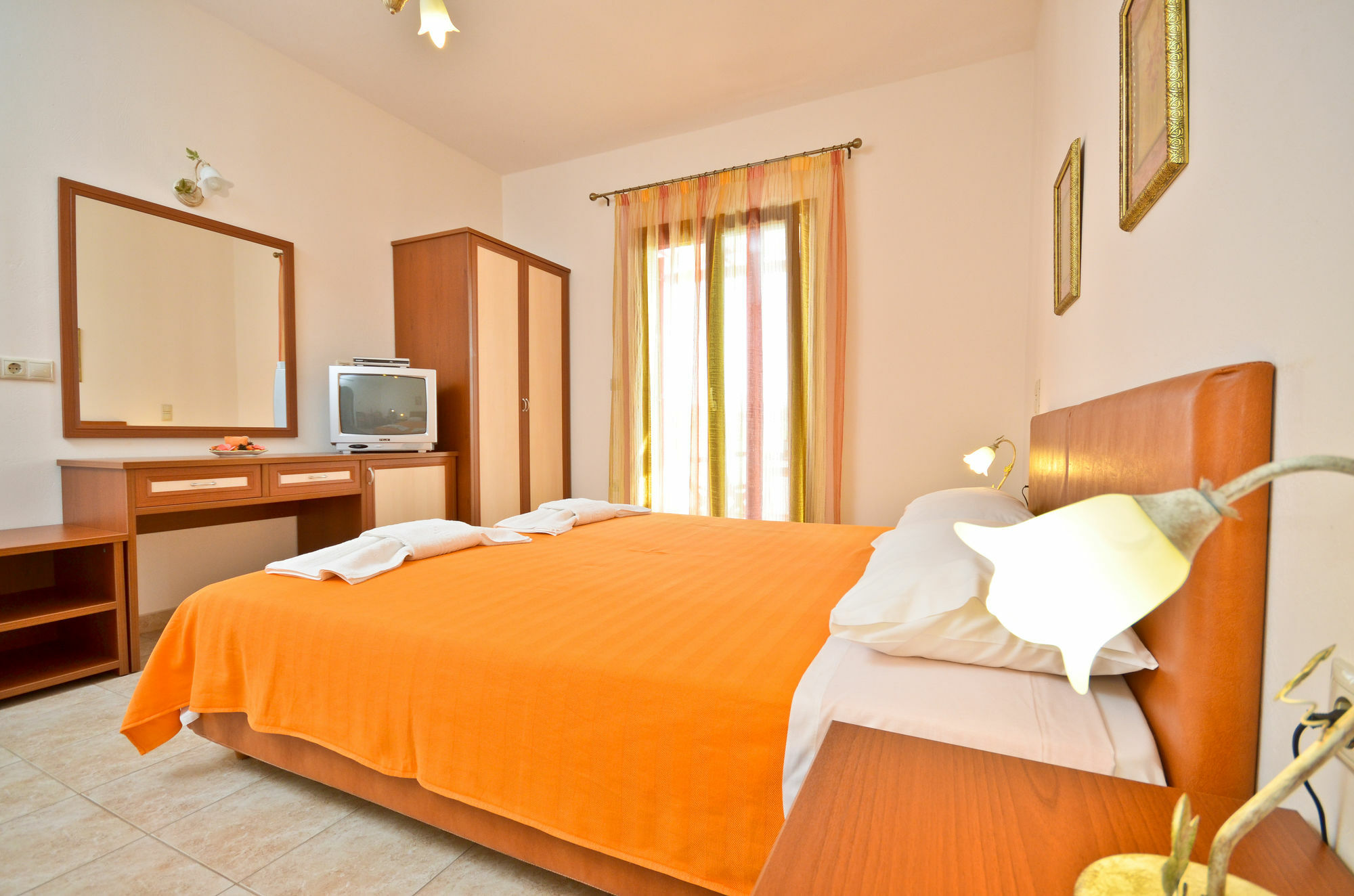 Anthi Studios Agia Anna  外观 照片